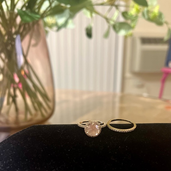 MORGANITE & DIAMOND ENGAGEMENT RINGS - Picture 4 of 4